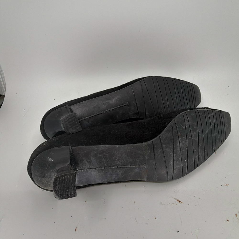 Jildor Vintage Buckle Black Suede 8.5N Pump - Picture 5 of 8